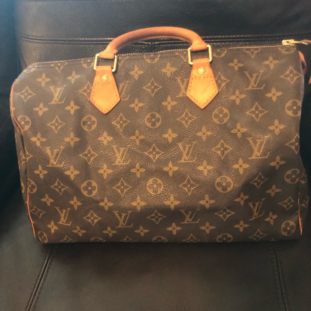 Vintage Louis Vuitton speedy 35